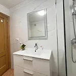 Desconectaengalicia La Perla, Piscina Y Parking