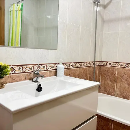 Desconectaengalicia La Perla, Piscina Y Parking * 산신소