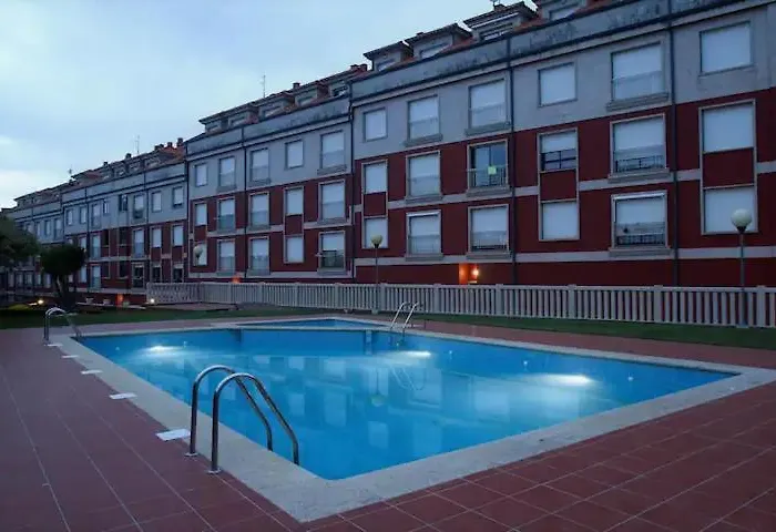 Desconectaengalicia La Perla, Piscina Y Parking *